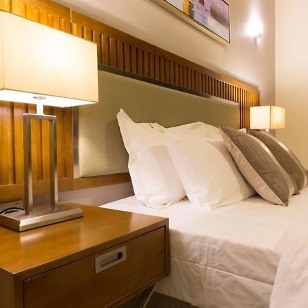 Ayam Lilian Aparthotel Büreyde Dış mekan fotoğraf